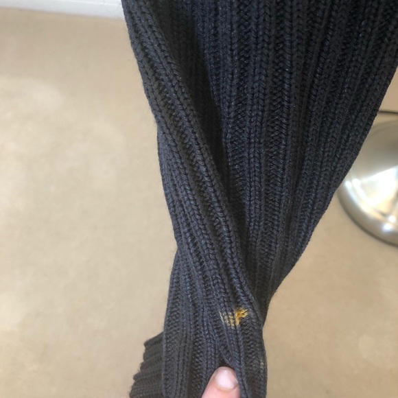 Used Fair condition Urban Behaviour men’s zip up cotton sweater in size Large!! - Picture 9 of 9